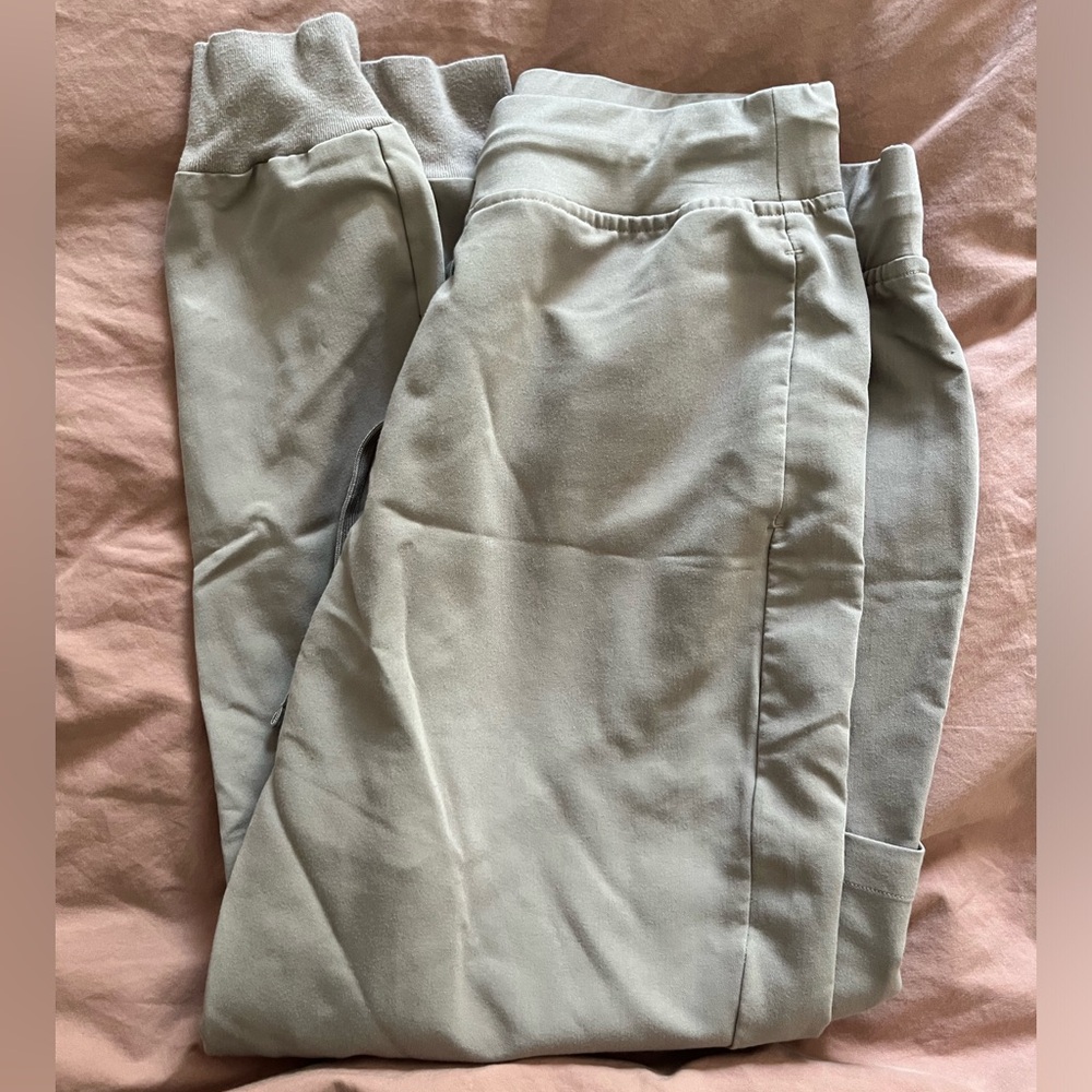 Mandala tan scrub pants